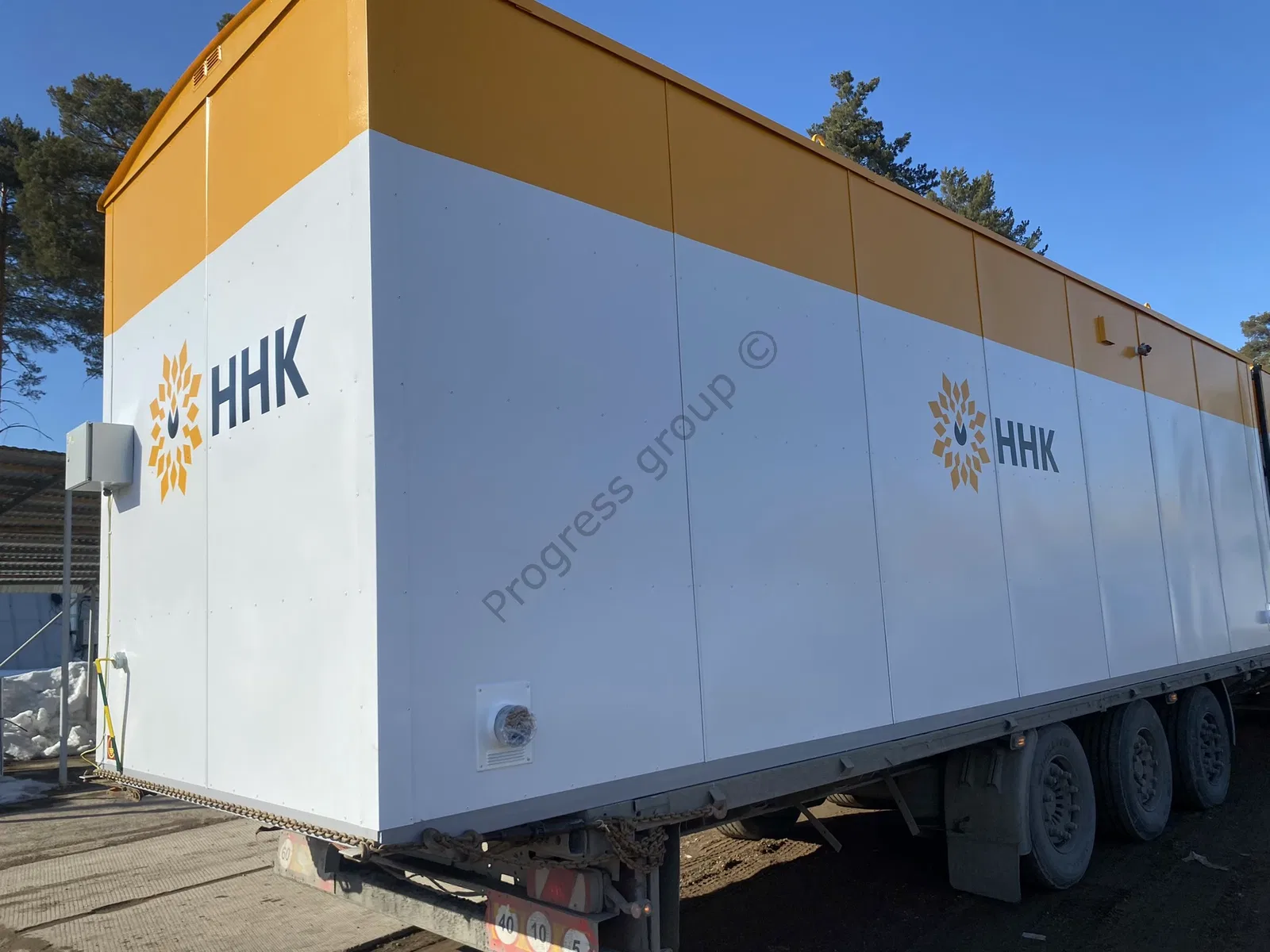 Вагон-дом Офис на 4 человека - прорабская на раме комплектация Эконом